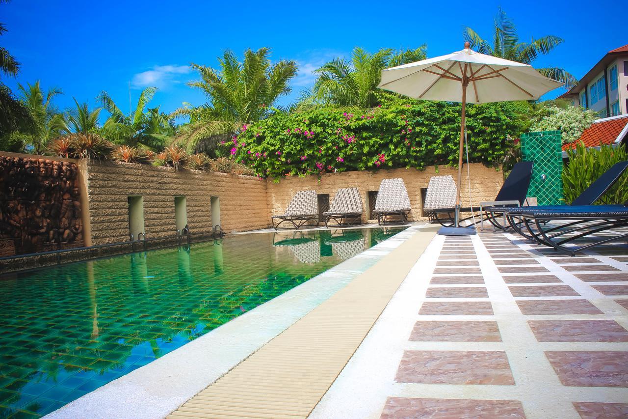 Royal Lee Resort And Spa Nai Yang Exterior photo